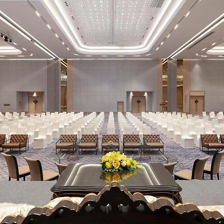 Asawin Grand Convention Hotel Bangkok Exterior photo