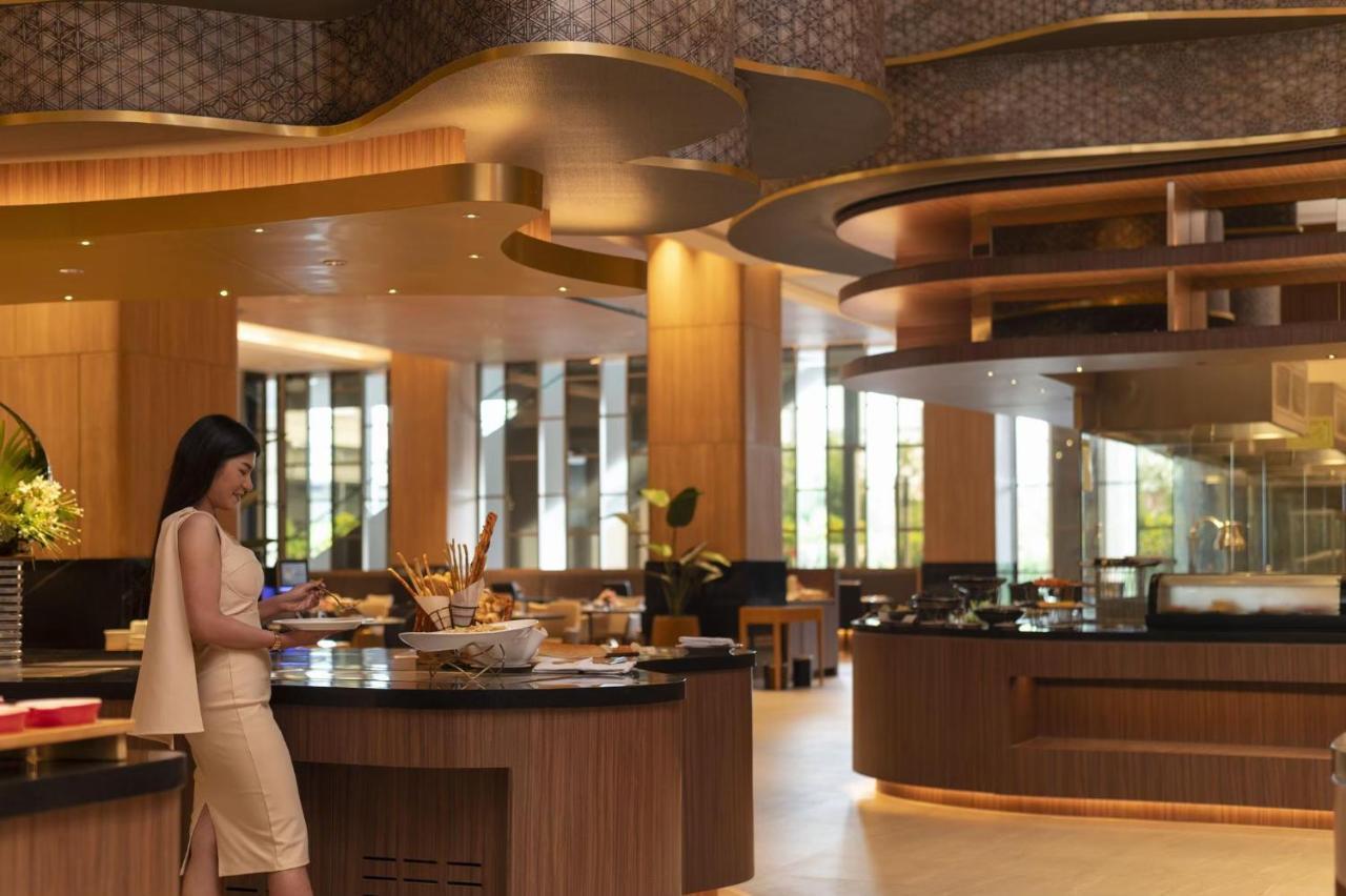 Asawin Grand Convention Hotel Bangkok Exterior photo