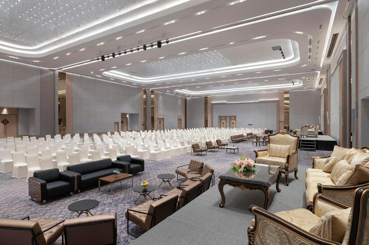 Asawin Grand Convention Hotel Bangkok Exterior photo